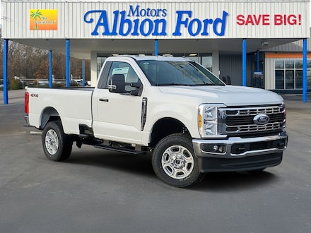 2026 Ford Super Duty F-350&reg; XLT TRUCK