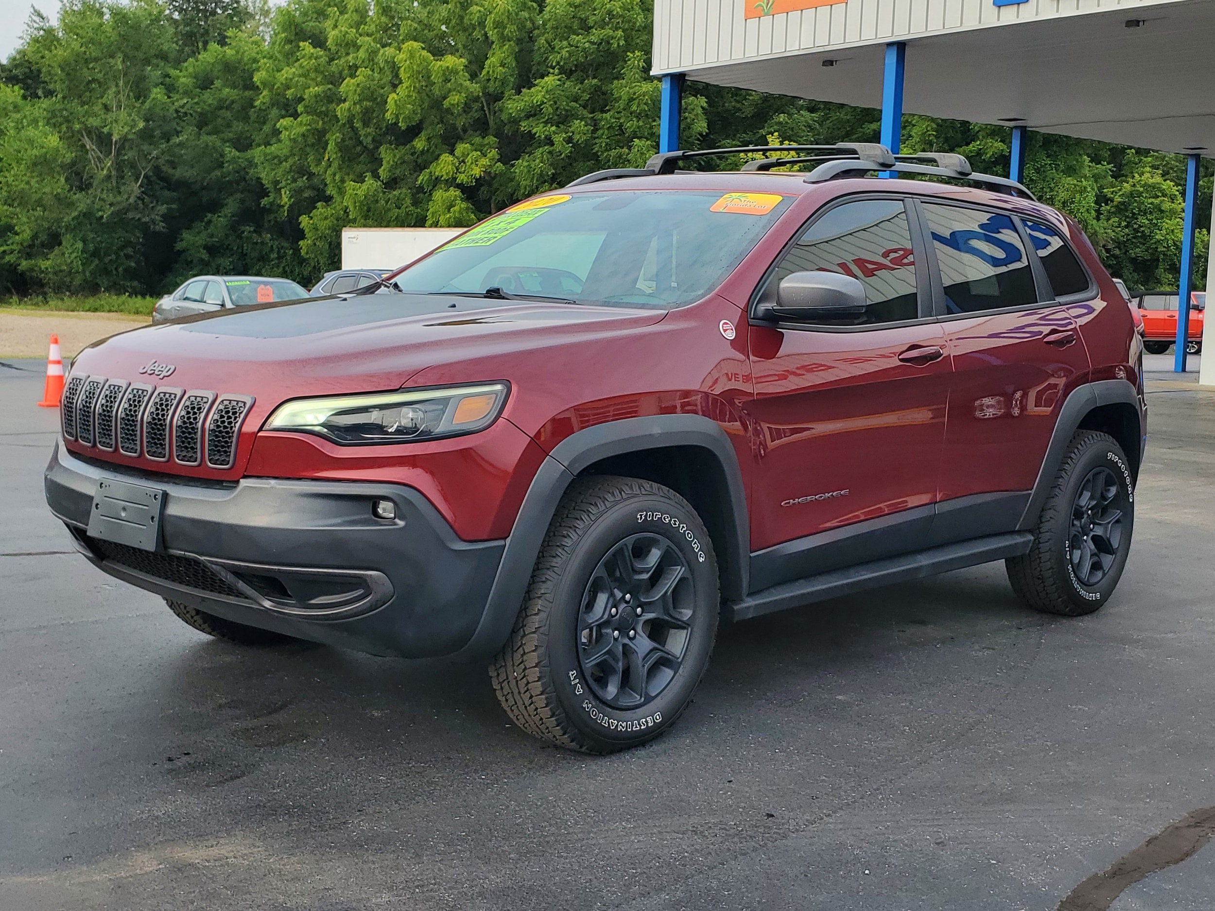 Used 2020 Jeep Cherokee Trailhawk with VIN 1C4PJMBN2LD530706 for sale in Albion, MI