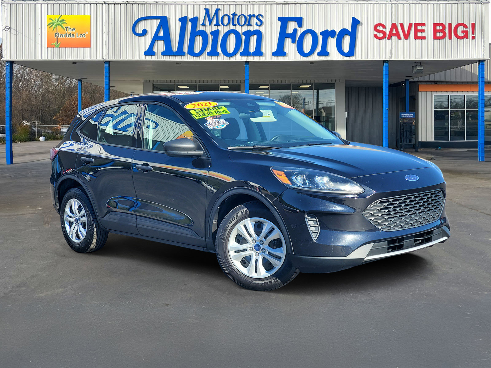 2021 Ford Escape S FWD's photo