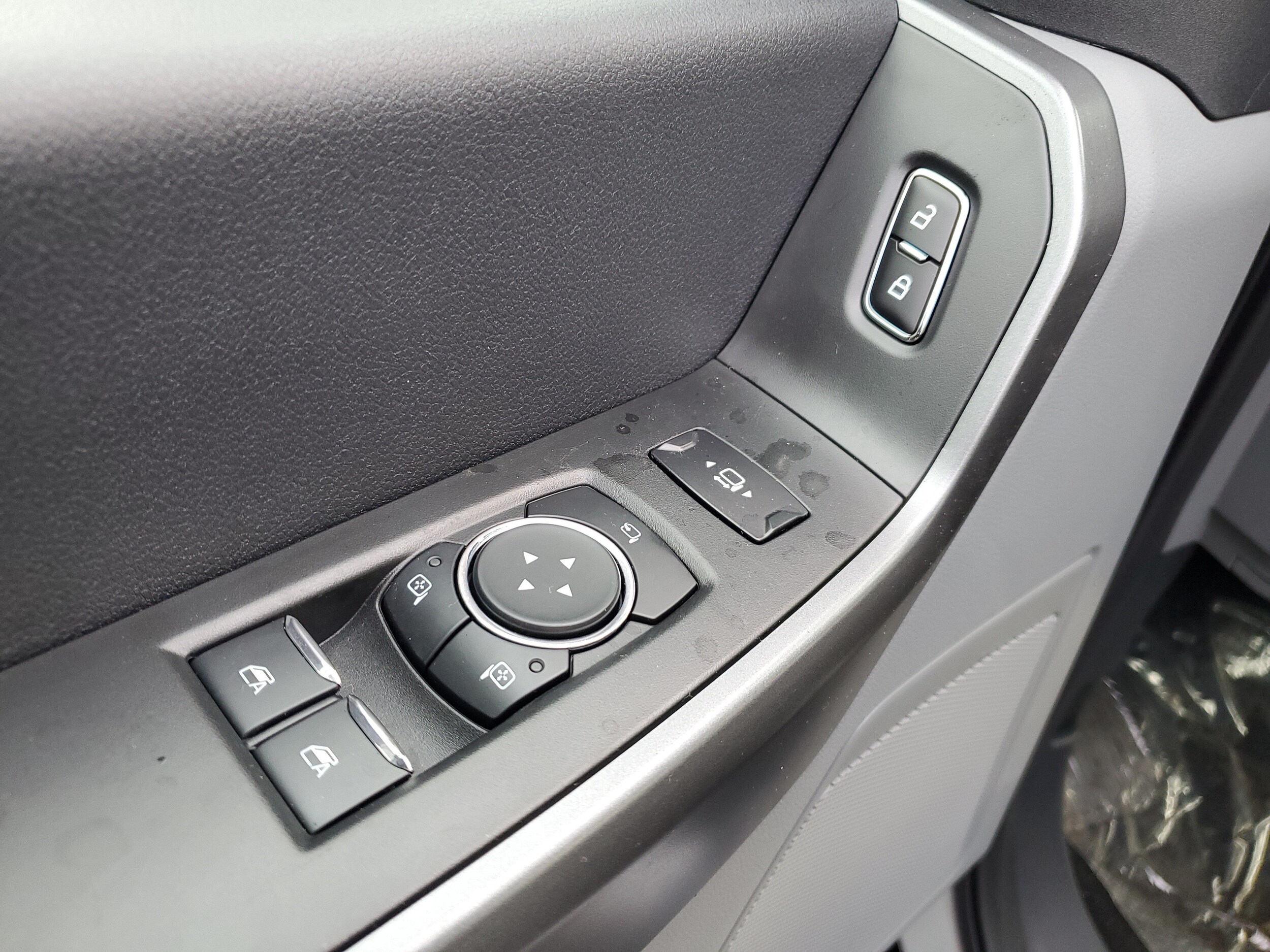 2026 Ford F-350 Super Duty XLT - Photo 12