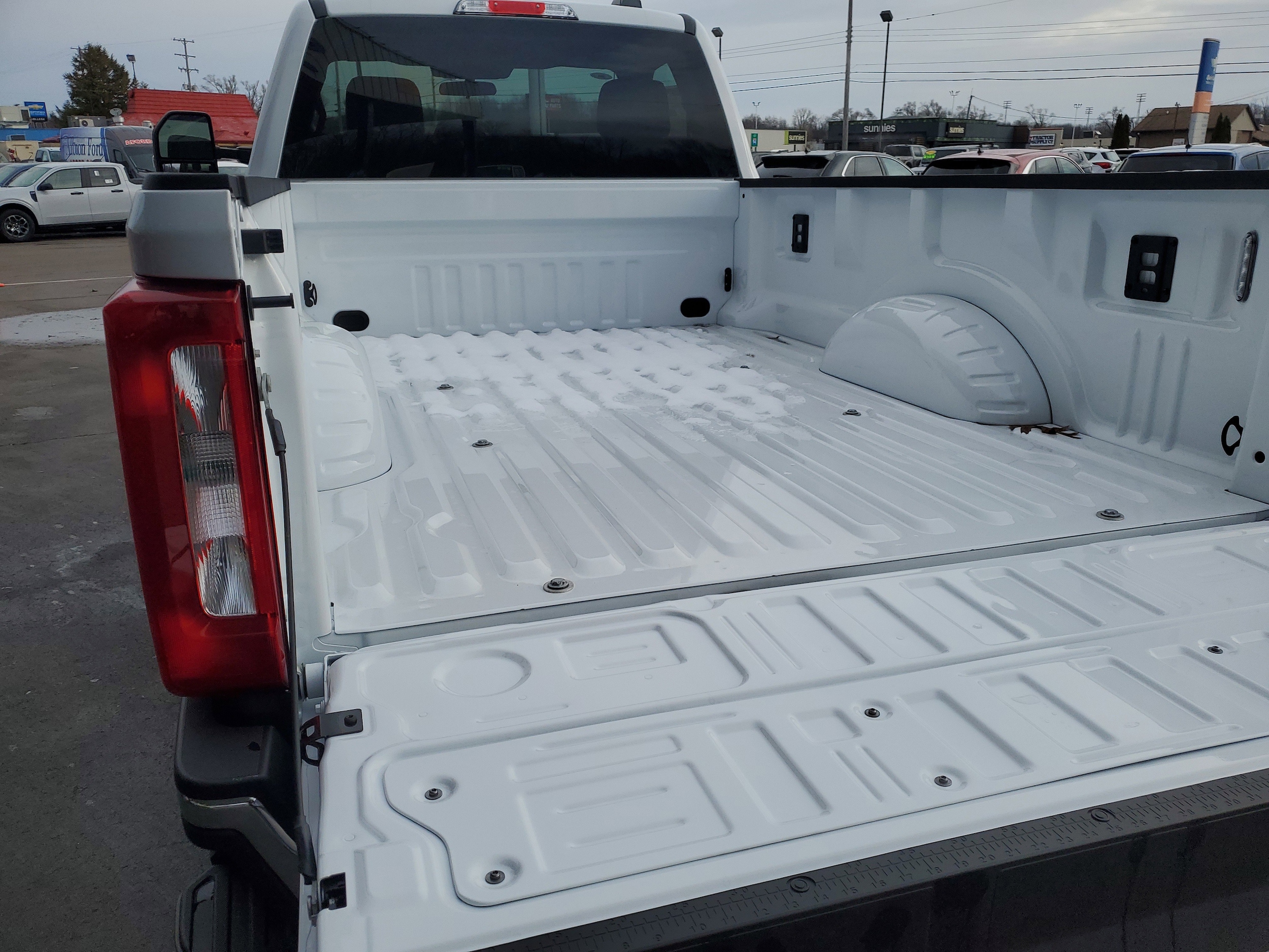 2026 Ford F-350 Super Duty XLT - Photo 27