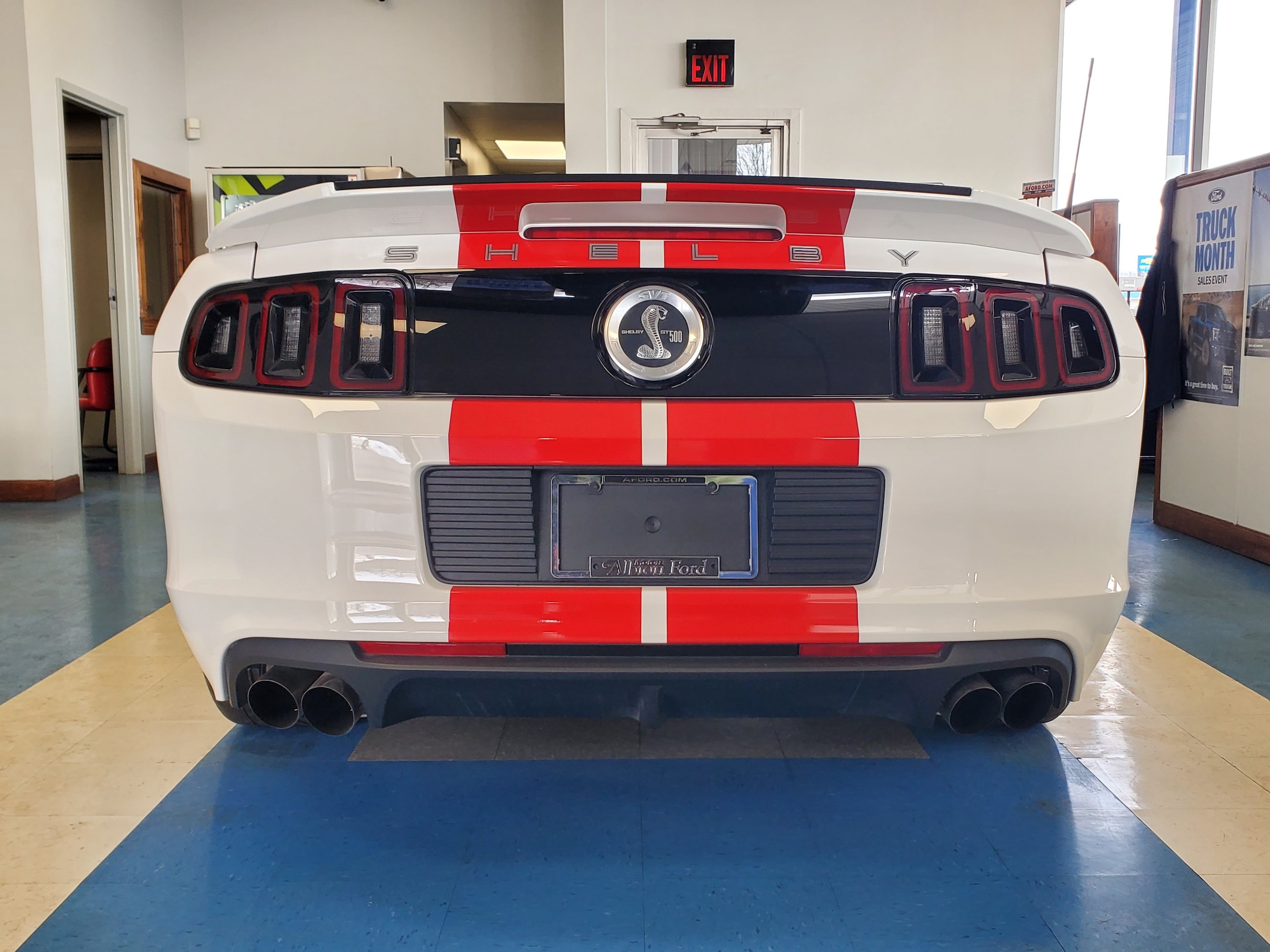 2013 Ford Mustang Shelby GT500 - Photo 7