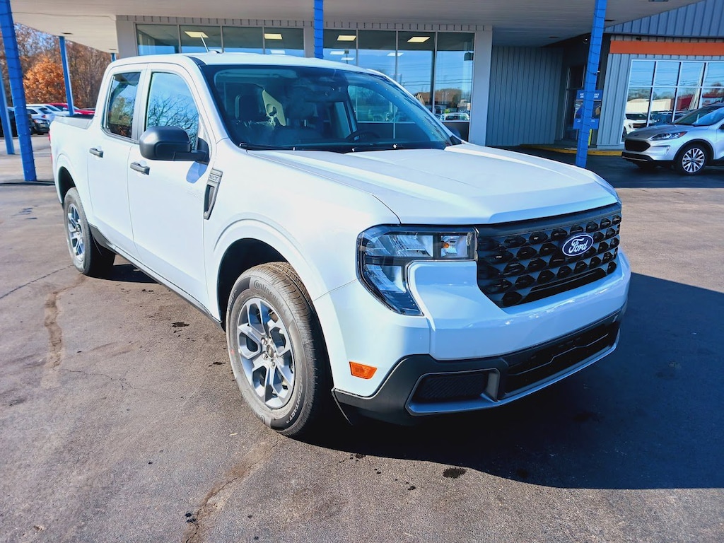 New 2025 Ford Maverick XLT TRUCK