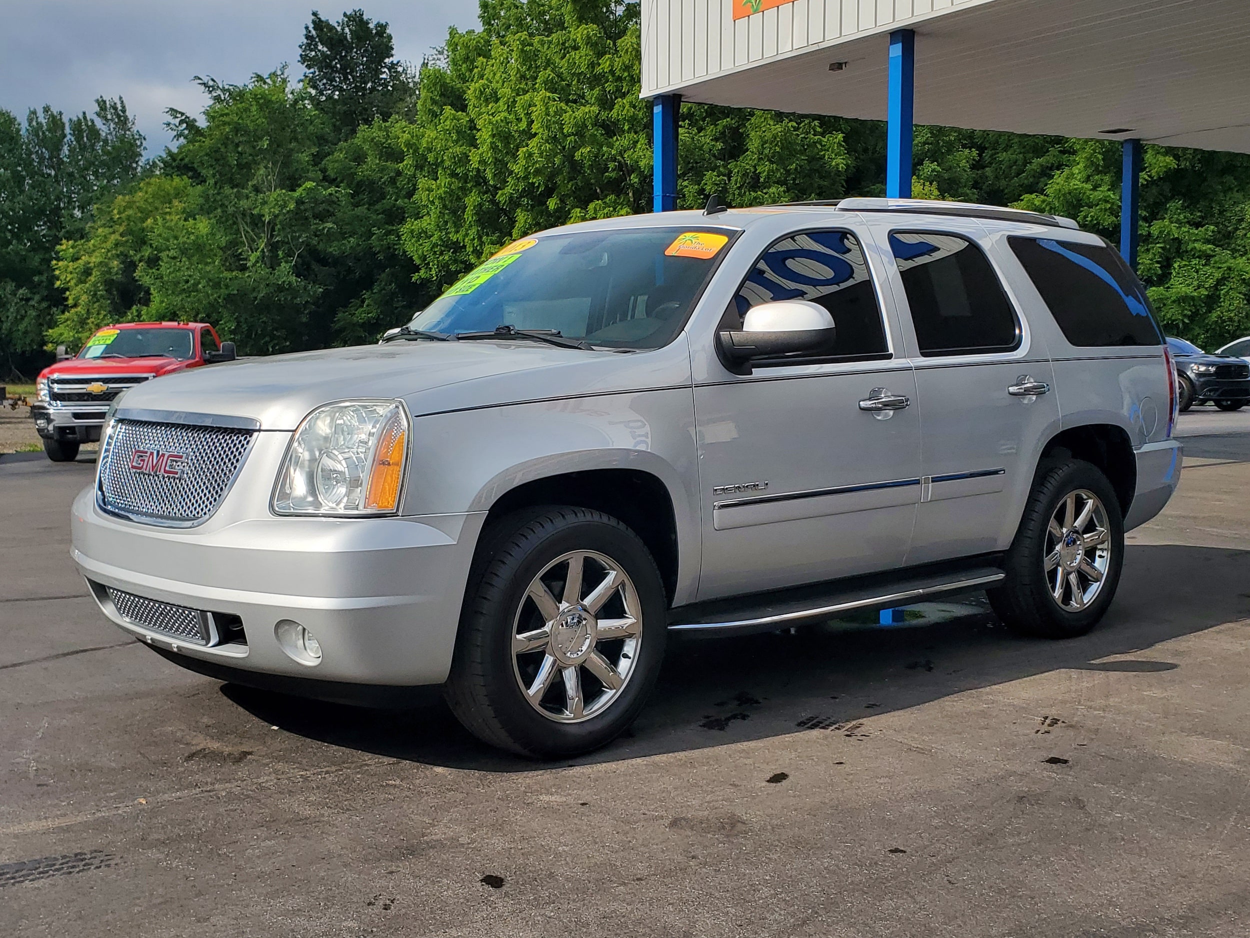 Used 2013 GMC Yukon Denali with VIN 1GKS2EEF9DR181909 for sale in Albion, MI