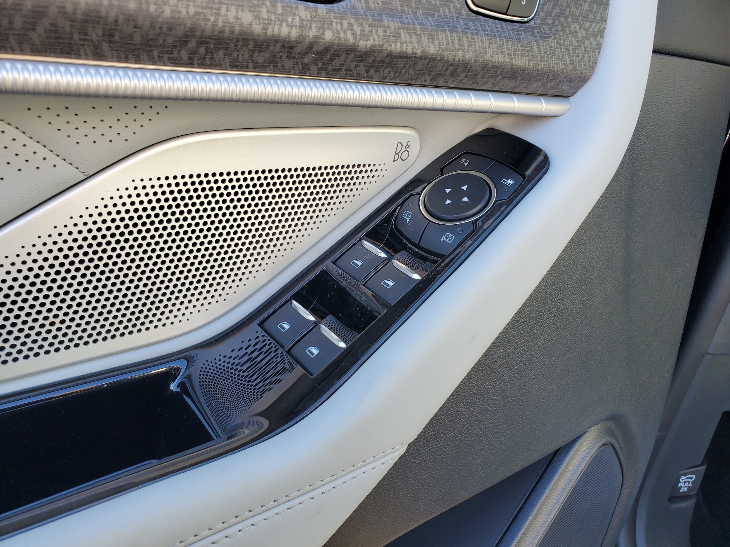 2026 Ford Explorer Platinum - Photo 11