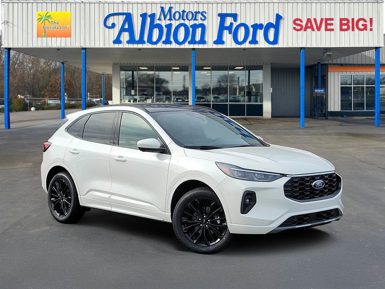 2026 Ford Escape ST-Line Elite's photo