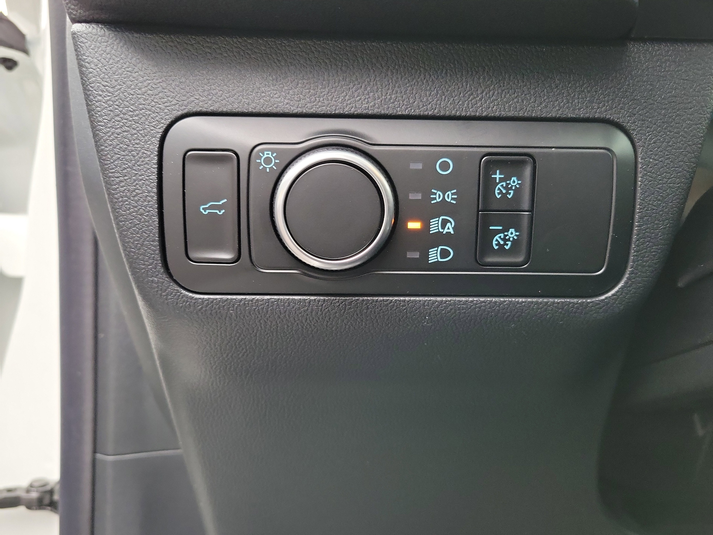 2026 Ford Escape ST-Line - Photo 13