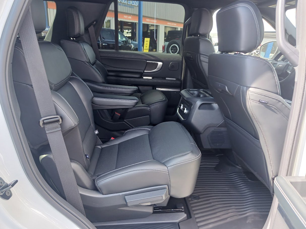 2025 Ford Expedition Platinum - Photo 12