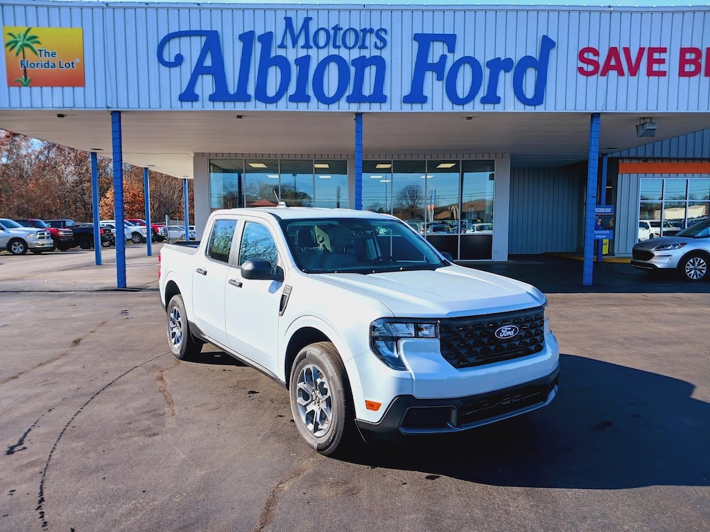 New 2025 Ford Maverick XLT TRUCK