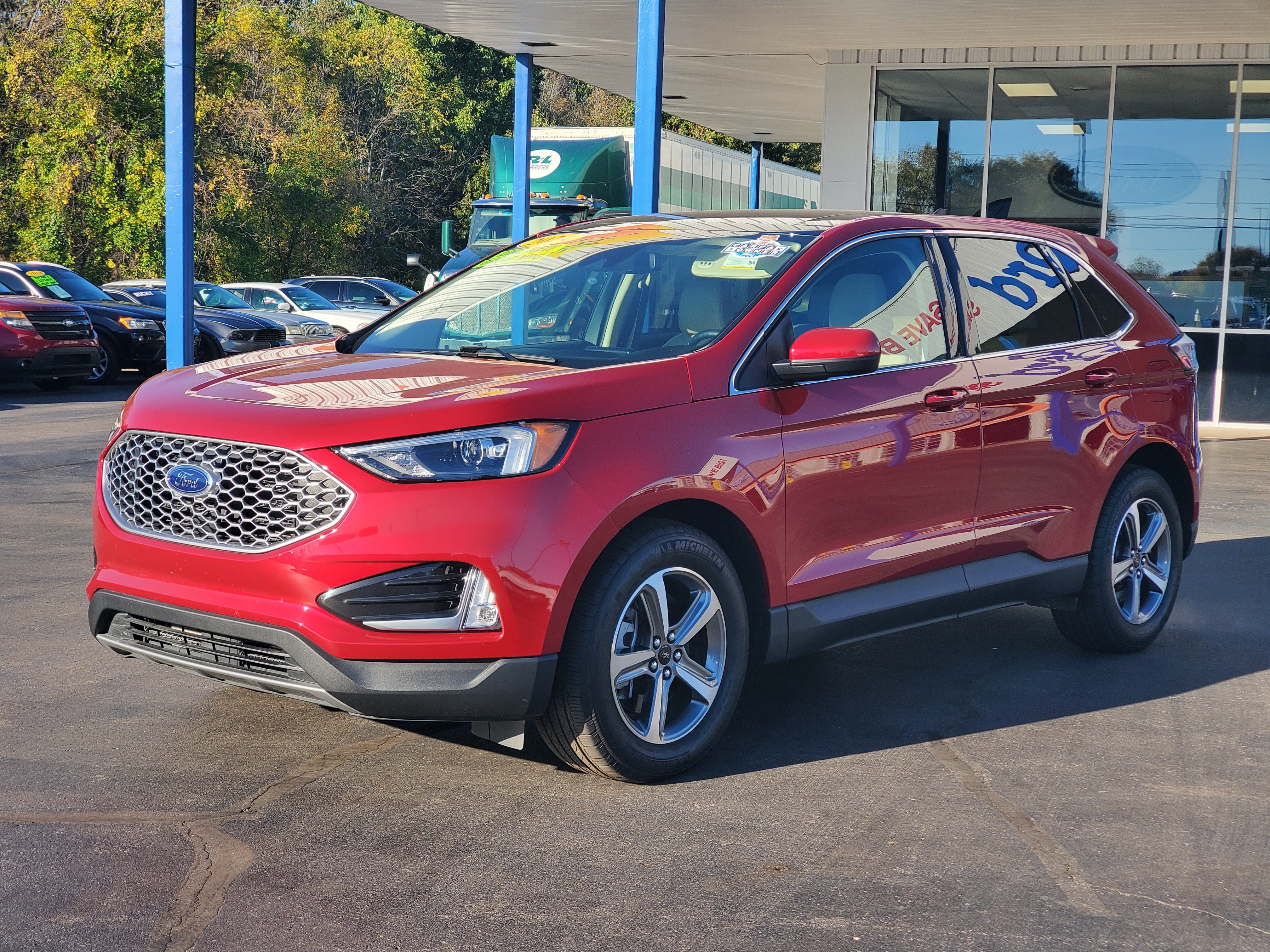 Used 2024 Ford Edge SEL SUV