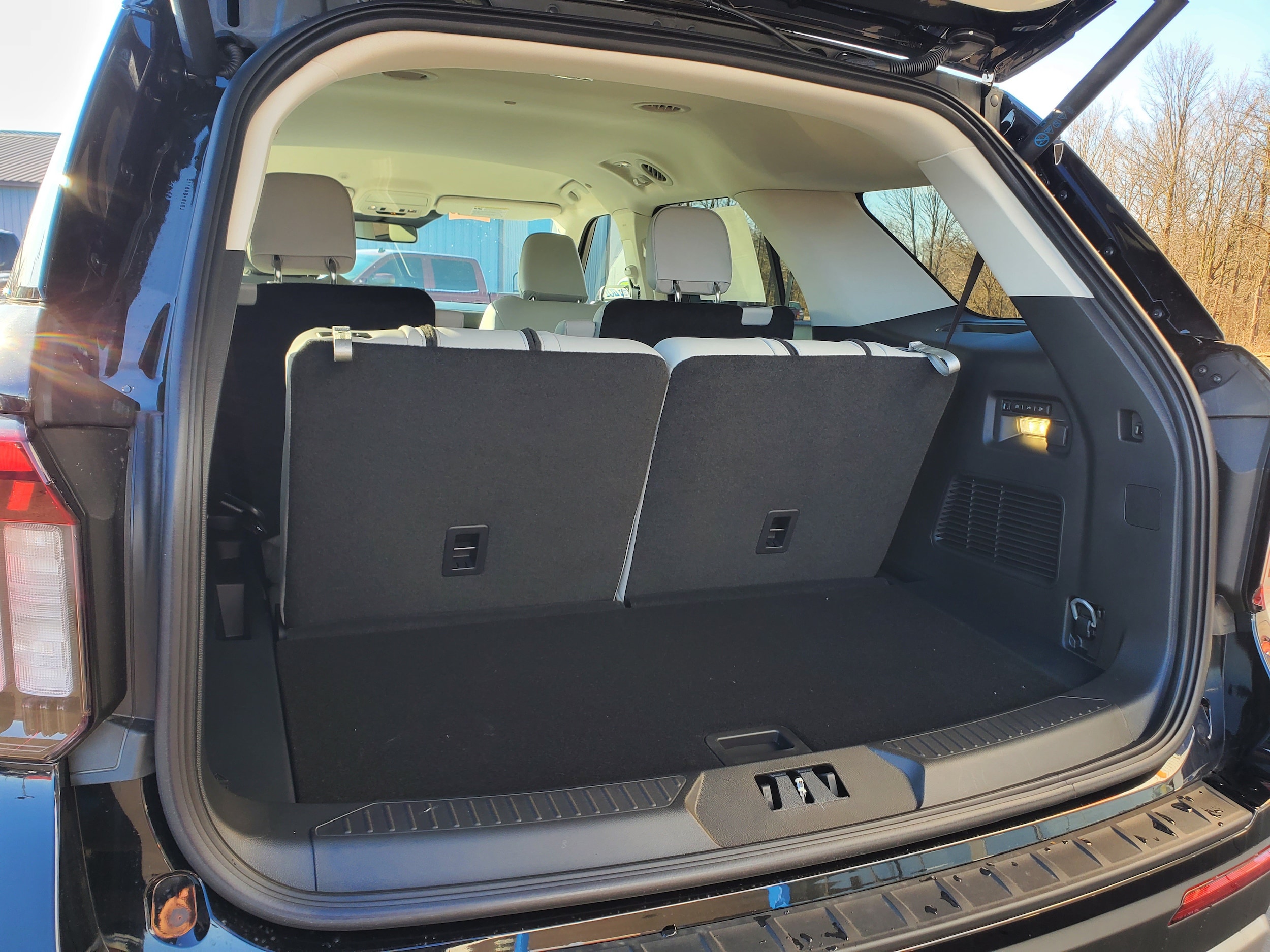 2026 Ford Explorer Platinum - Photo 31