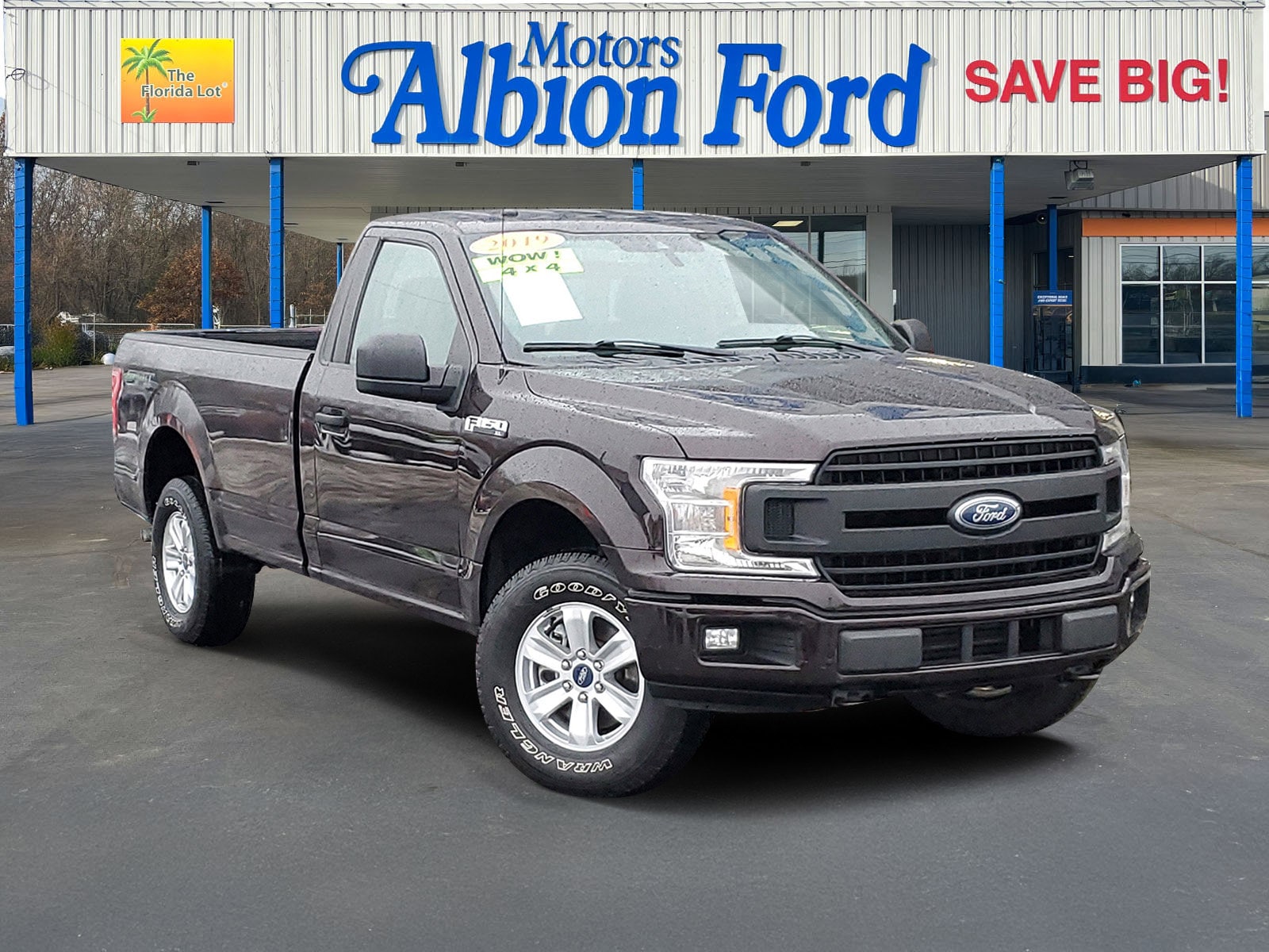 2019 Ford F-150 XL's photo