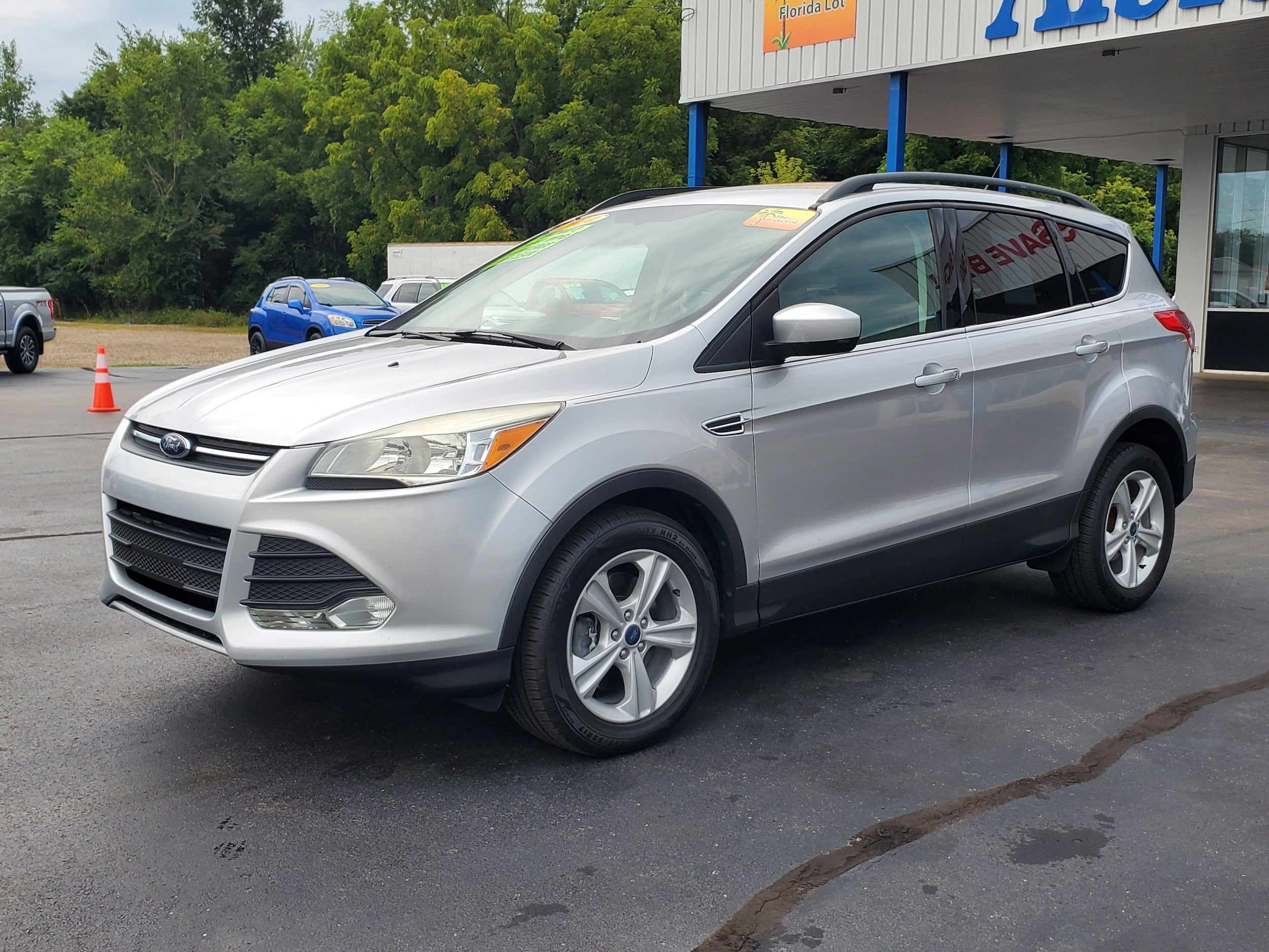 Used 2014 Ford Escape SE with VIN 1FMCU0G98EUB91376 for sale in Albion, MI
