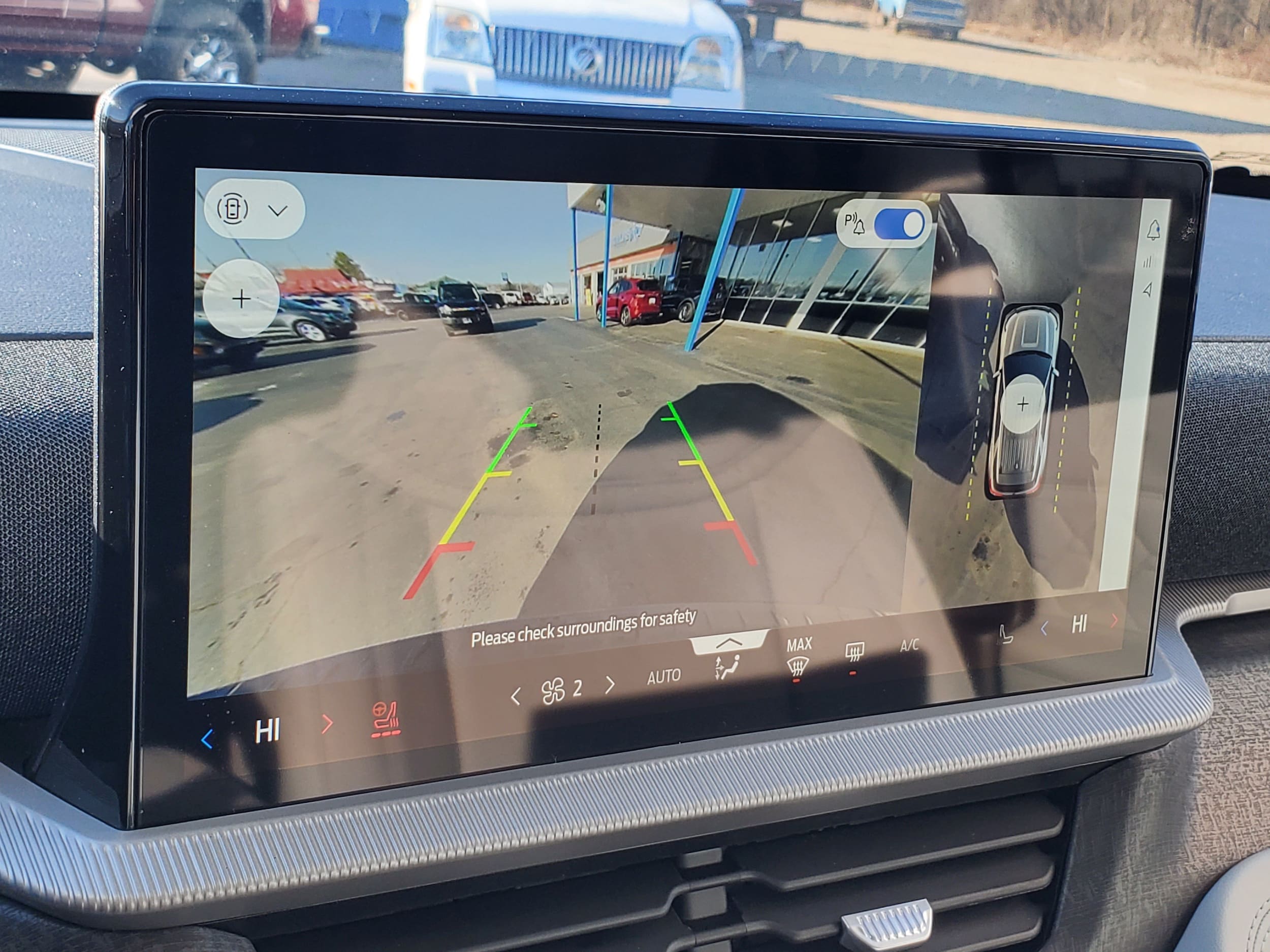 2026 Ford Explorer Platinum - Photo 18