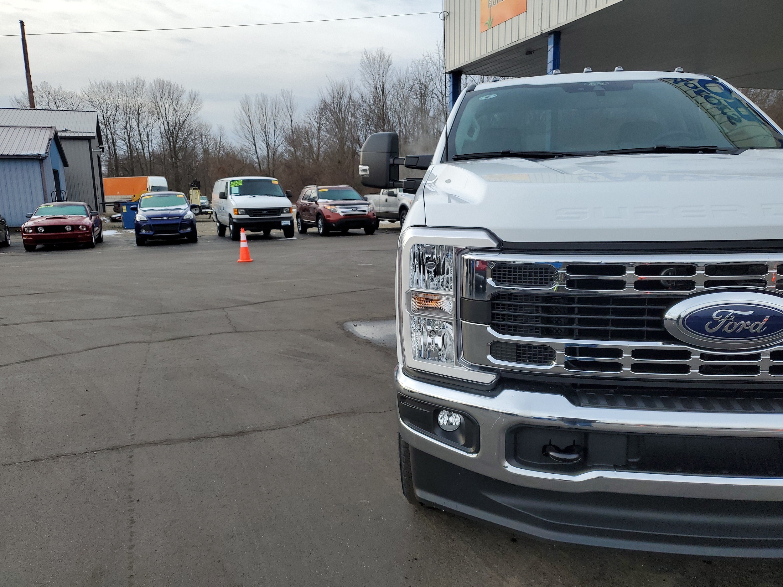 2026 Ford F-350 Super Duty XLT - Photo 8