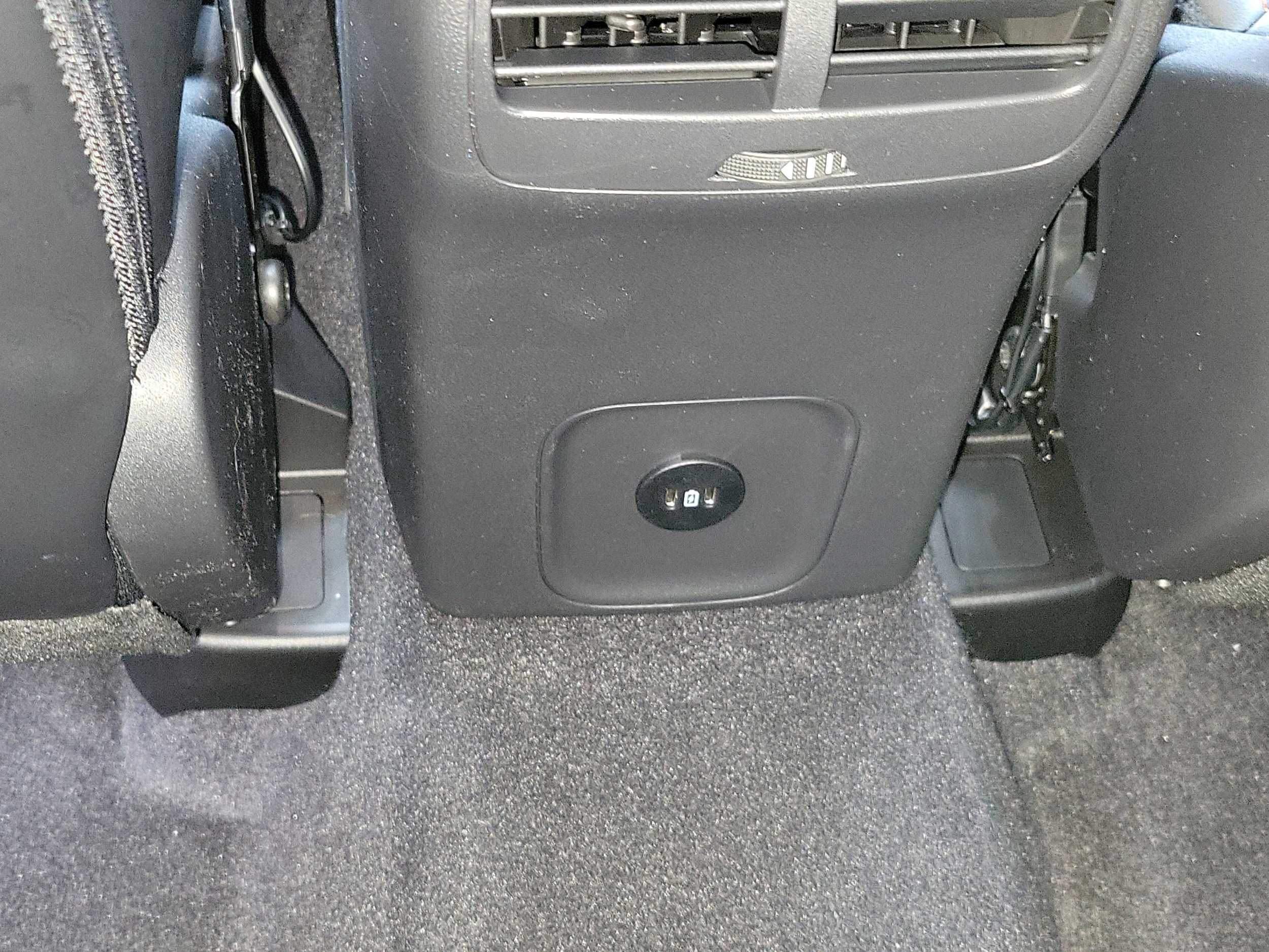 2026 Ford Escape ST-Line - Photo 28
