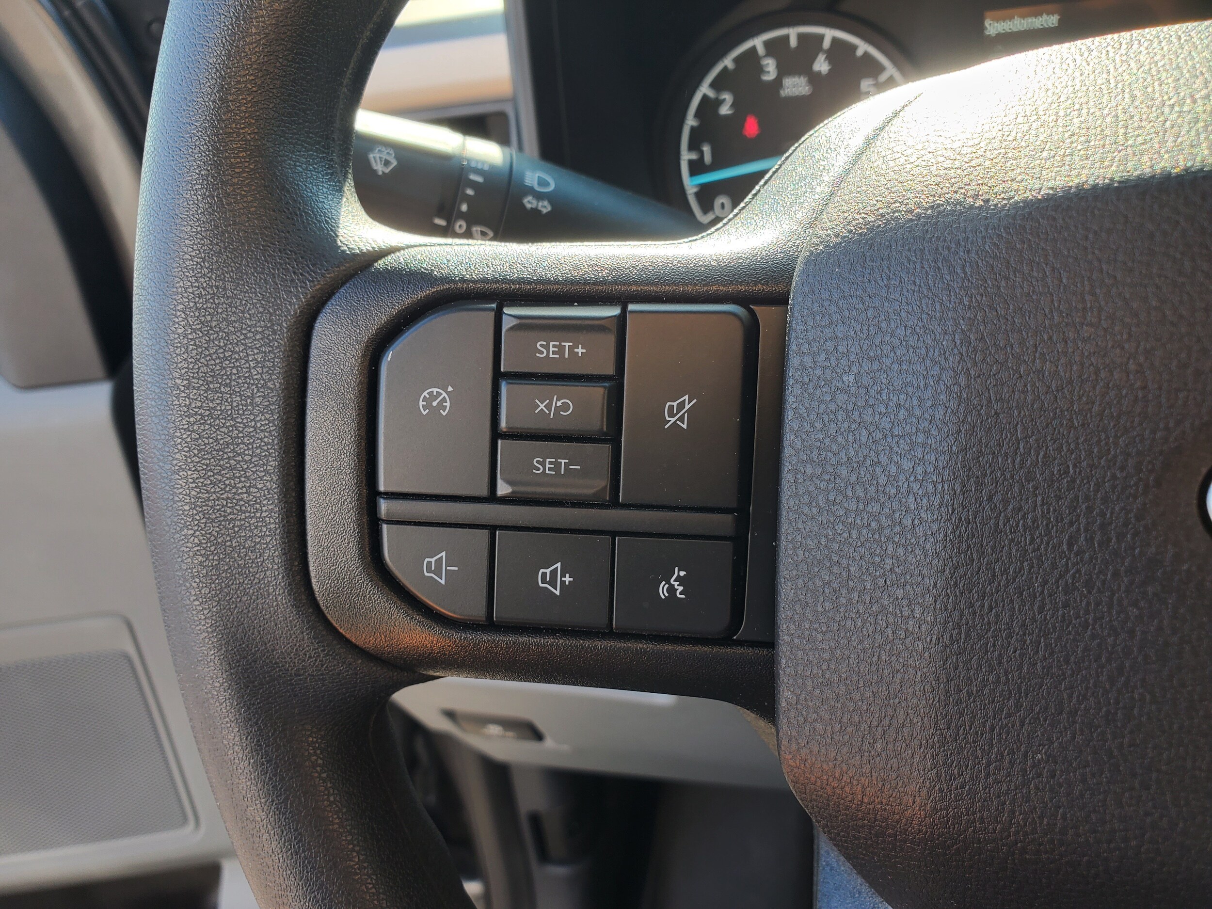 2026 Ford F-350 Super Duty XLT - Photo 16