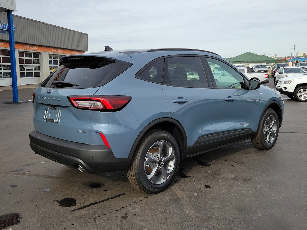 New 2026 Ford Escape ST-Line SUV