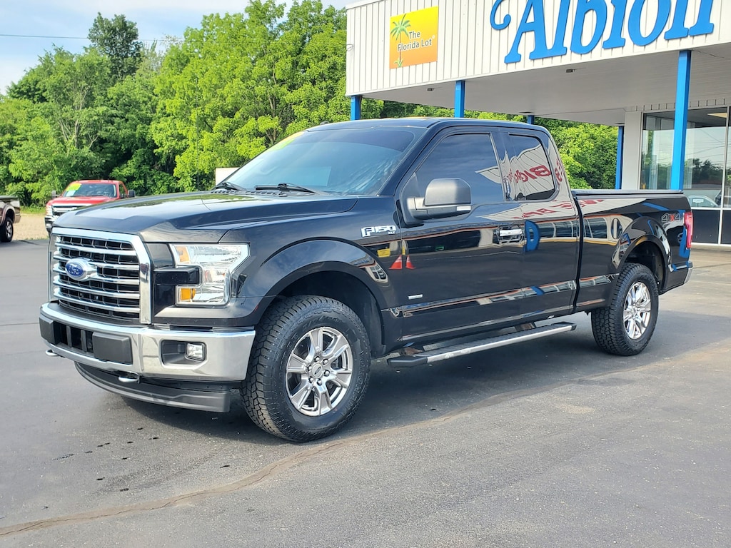 Used 2017 Ford F-150 XLT Truck
