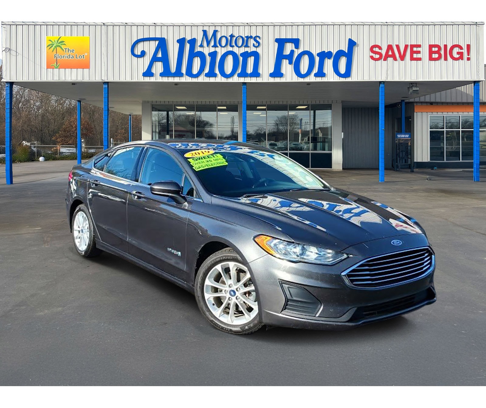 2019 Ford Fusion Hybrid SE's photo