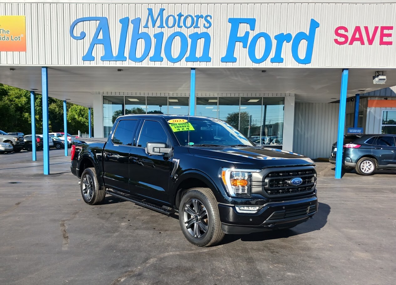 2023 Ford F-150 XLT photo 3
