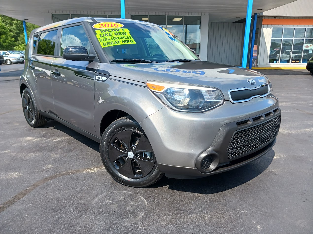 Used 2016 Kia Soul Base with VIN KNDJN2A2XG7408752 for sale in Albion, MI