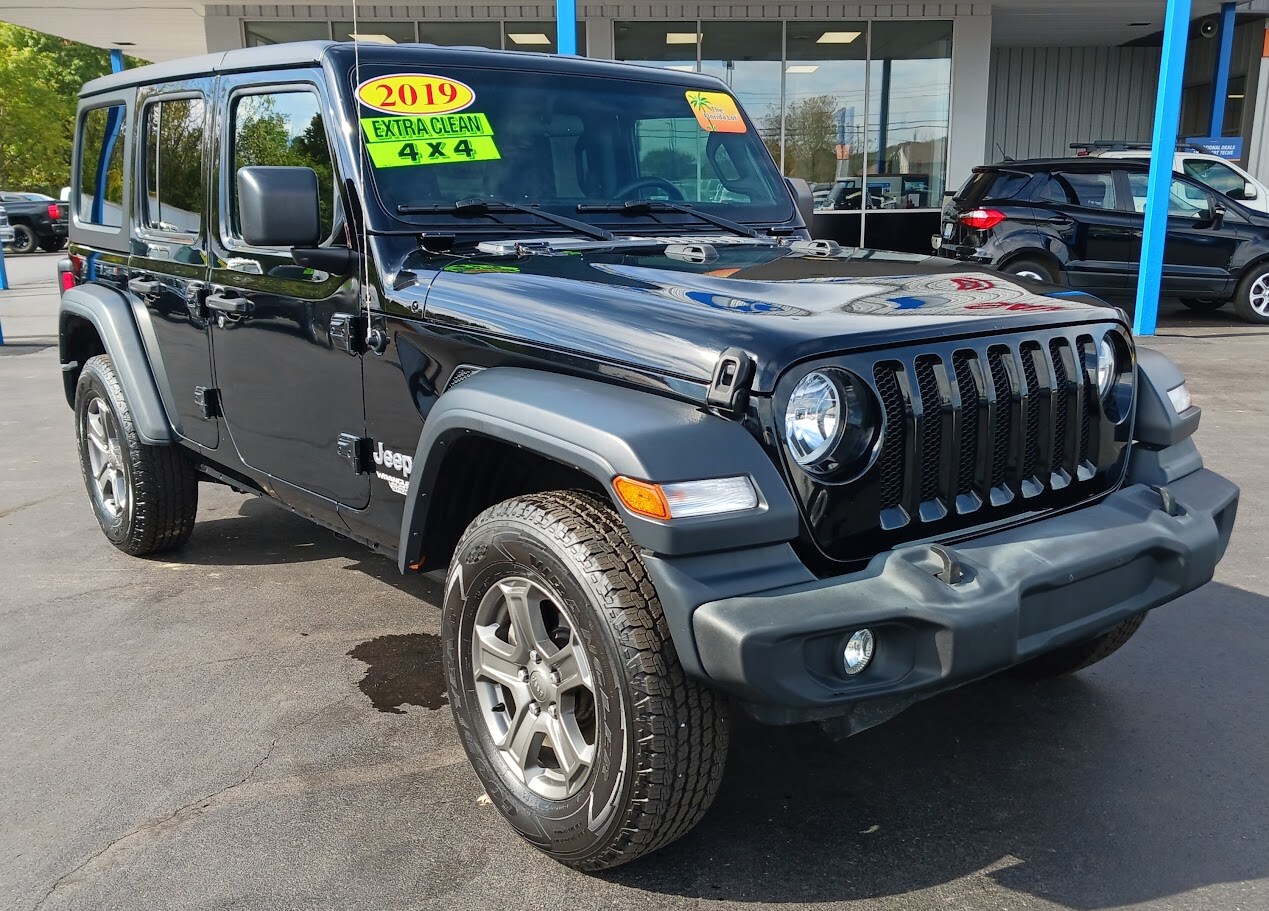 2019 Jeep Wrangler Unlimited Sport S photo 3