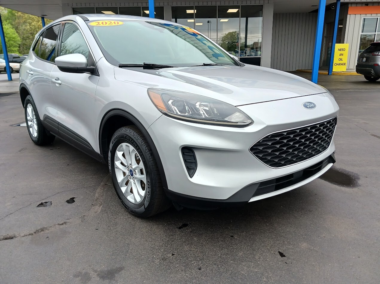 2020 Ford Escape SE photo 4
