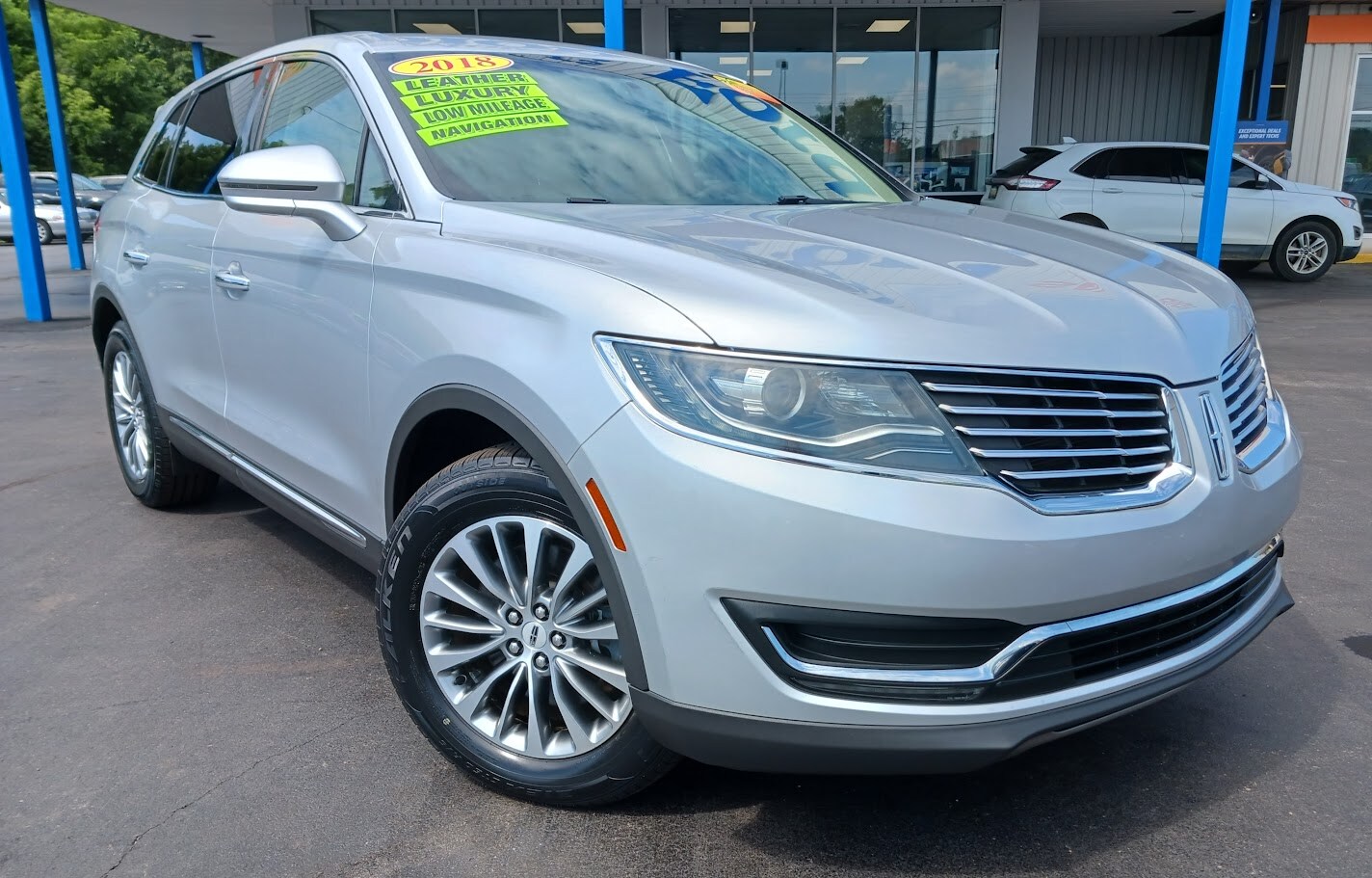 2018 Lincoln MKX Select photo 2
