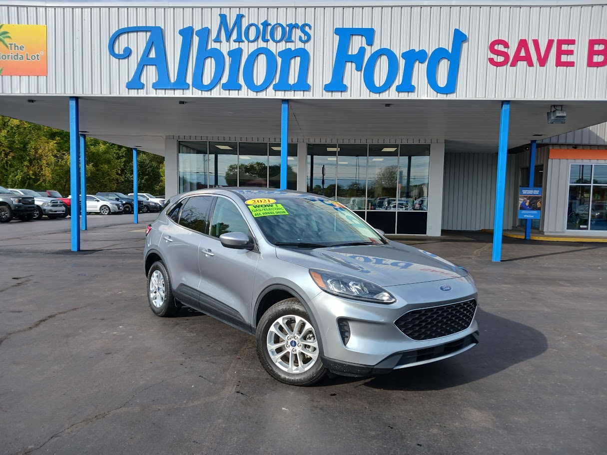 2021 Ford Escape SE