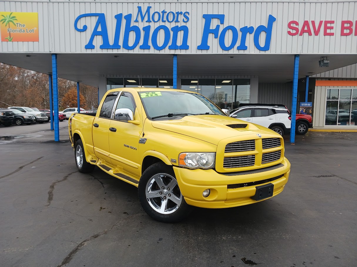 2005 Dodge Ram 1500 Pickup SLT
