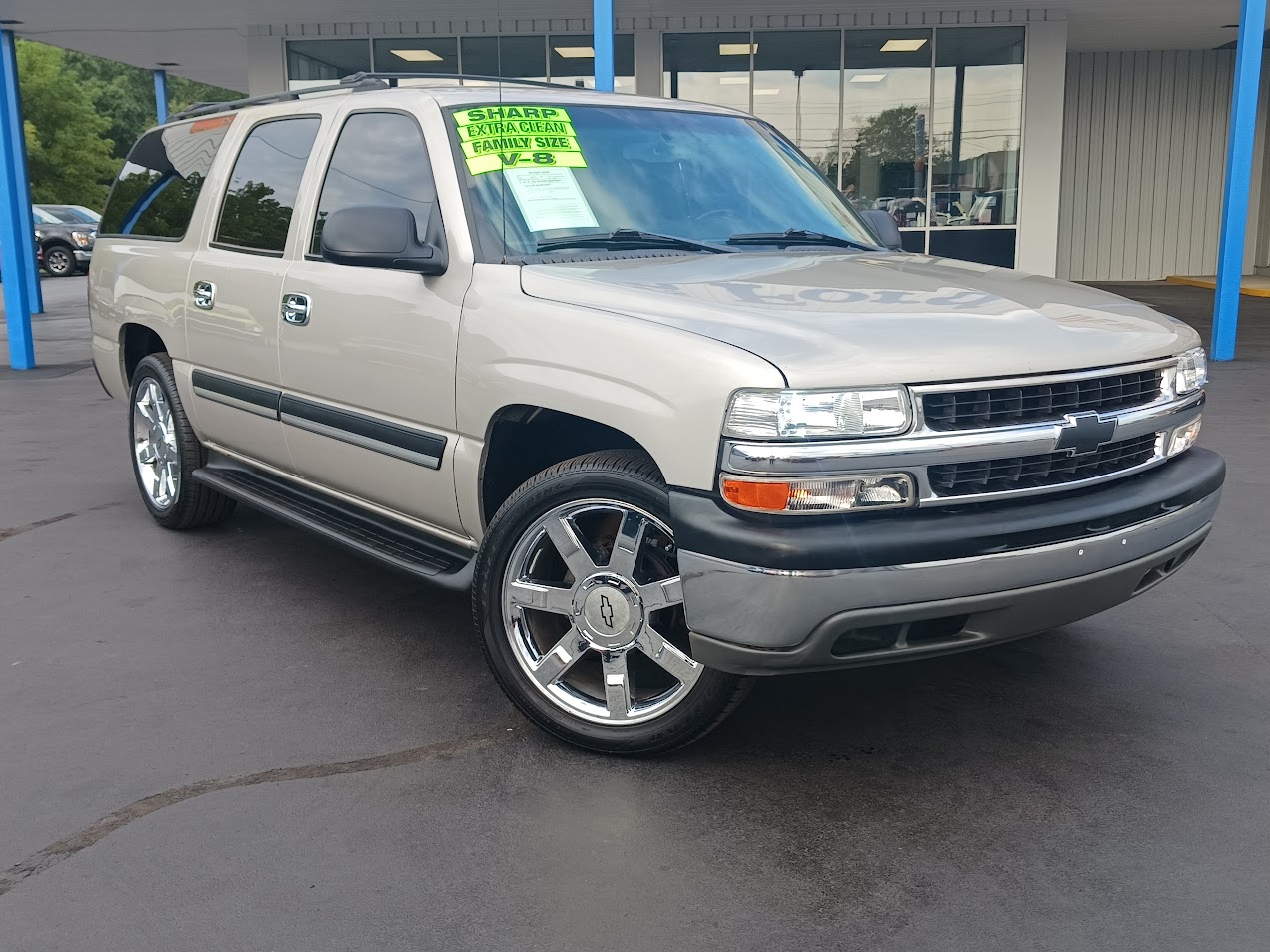 Used 2004 Chevrolet Suburban LS with VIN 3GNEC16Z04G242918 for sale in Albion, MI