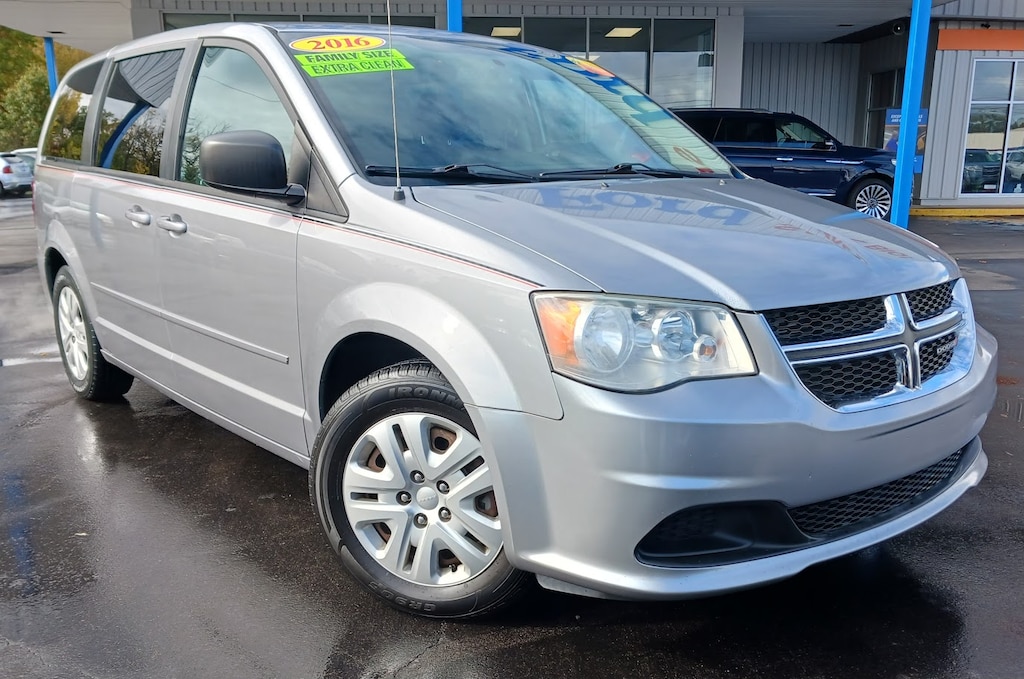 Used 2016 Dodge Grand Caravan SE Minivan/Van