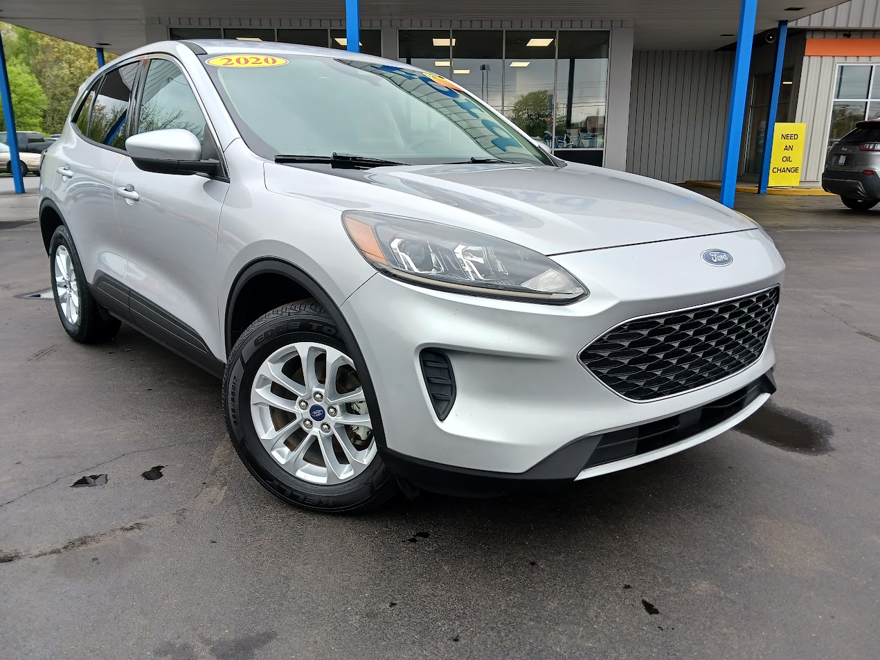 Used 2020 Ford Escape SE with VIN 1FMCU9G66LUB25612 for sale in Albion, MI
