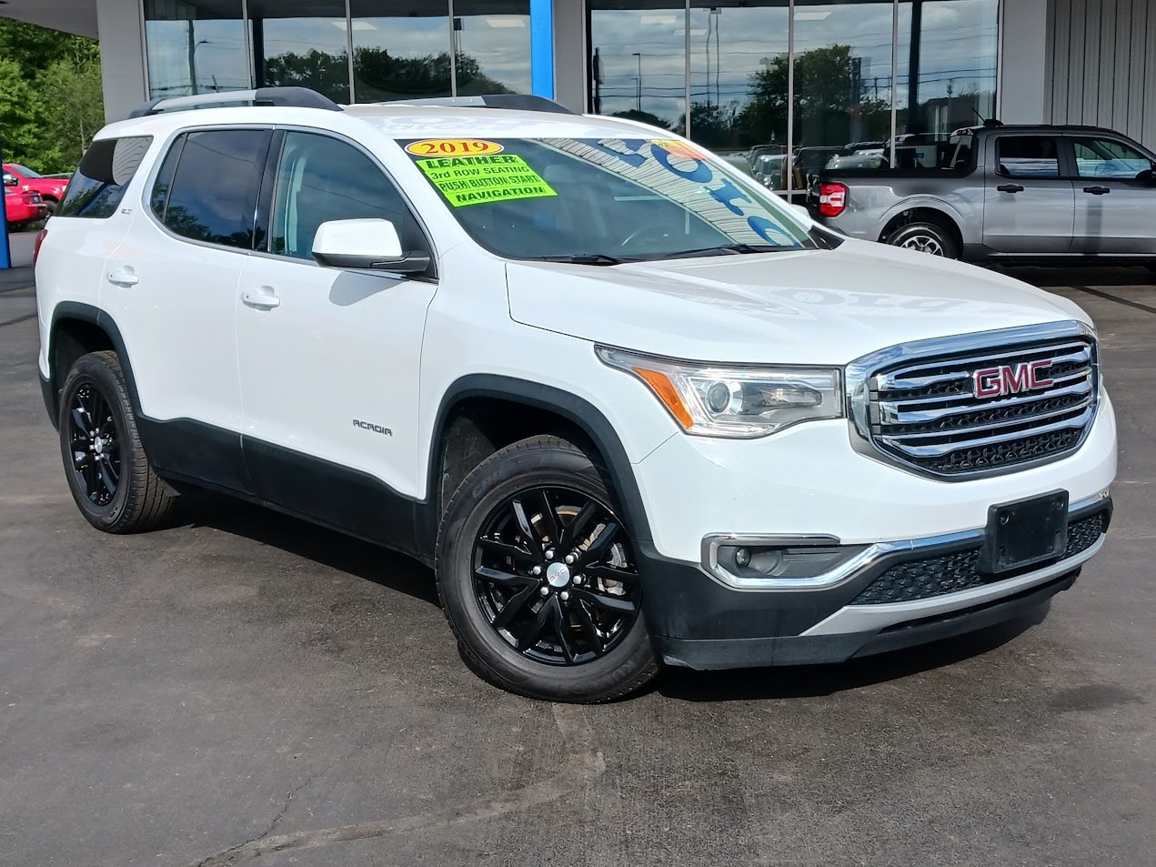Used 2019 GMC Acadia SLT-1 with VIN 1GKKNULS3KZ146880 for sale in Albion, MI