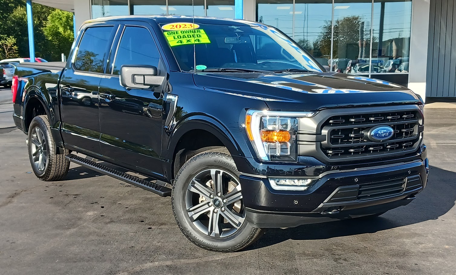 2023 Ford F-150 XLT photo 2