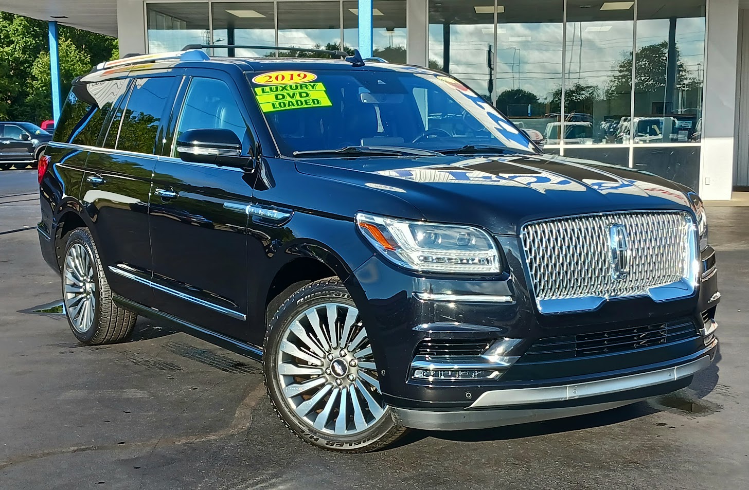 Used 2019 Lincoln Navigator Reserve with VIN 5LMJJ2LT7KEL09174 for sale in Albion, MI