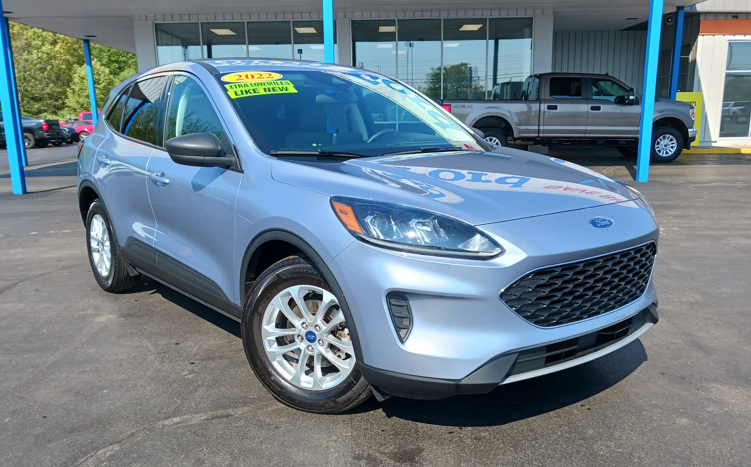 Used 2022 Ford Escape SE with VIN 1FMCU0G68NUB26386 for sale in Albion, MI