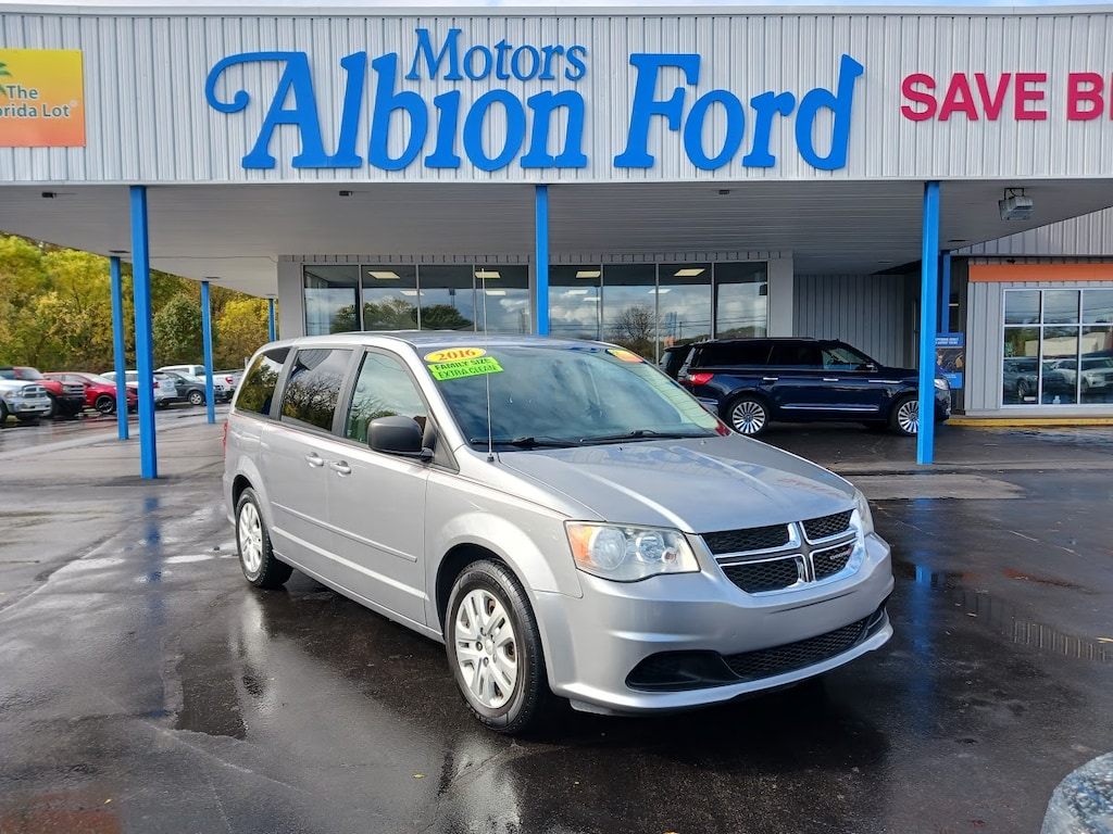 Used 2016 Dodge Grand Caravan SE Minivan/Van