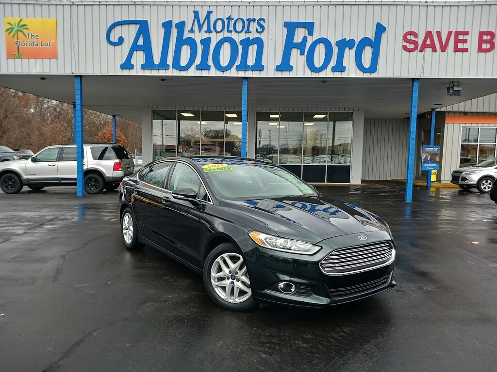 Used 2014 Ford Fusion SE Sedan