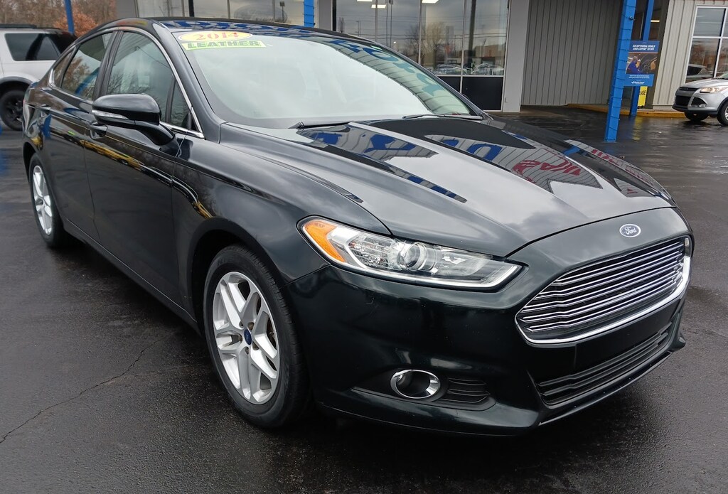 Used 2014 Ford Fusion SE Sedan