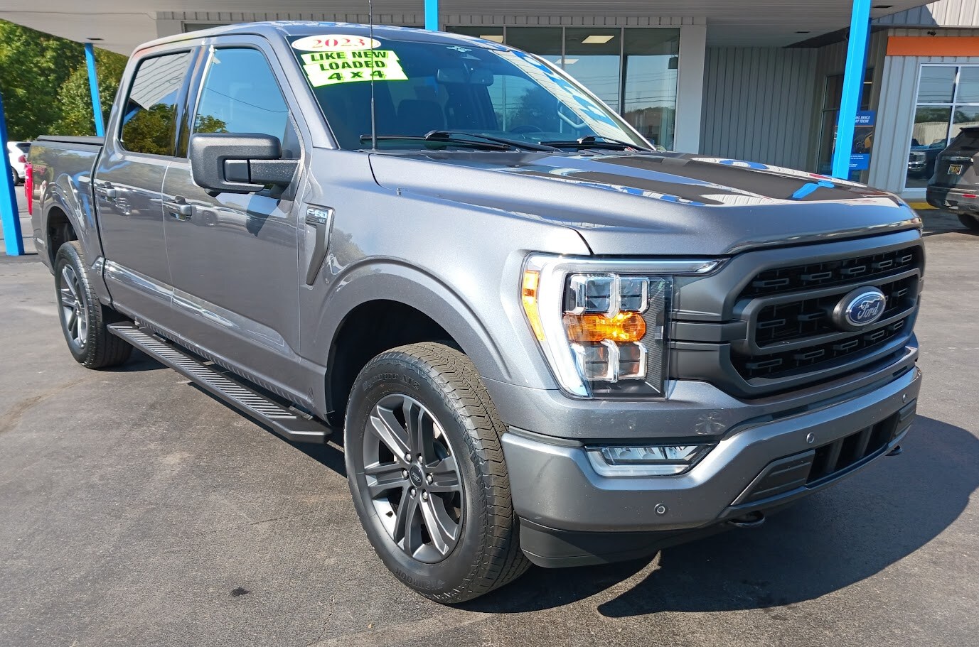 2023 Ford F-150 XLT photo 4