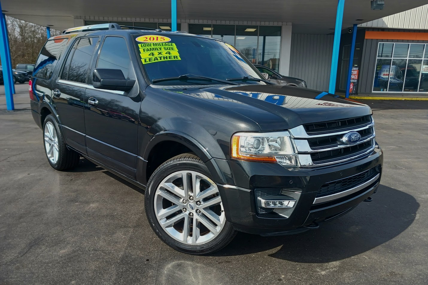 Used 2015 Ford Expedition Limited with VIN 1FMJU2AT0FEF40341 for sale in Albion, MI