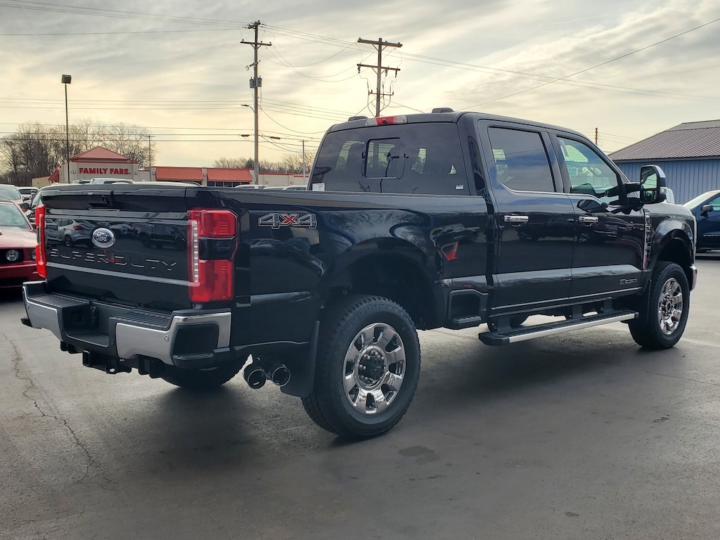 New 2026 Ford Super Duty F-350 Lariat TRUCK