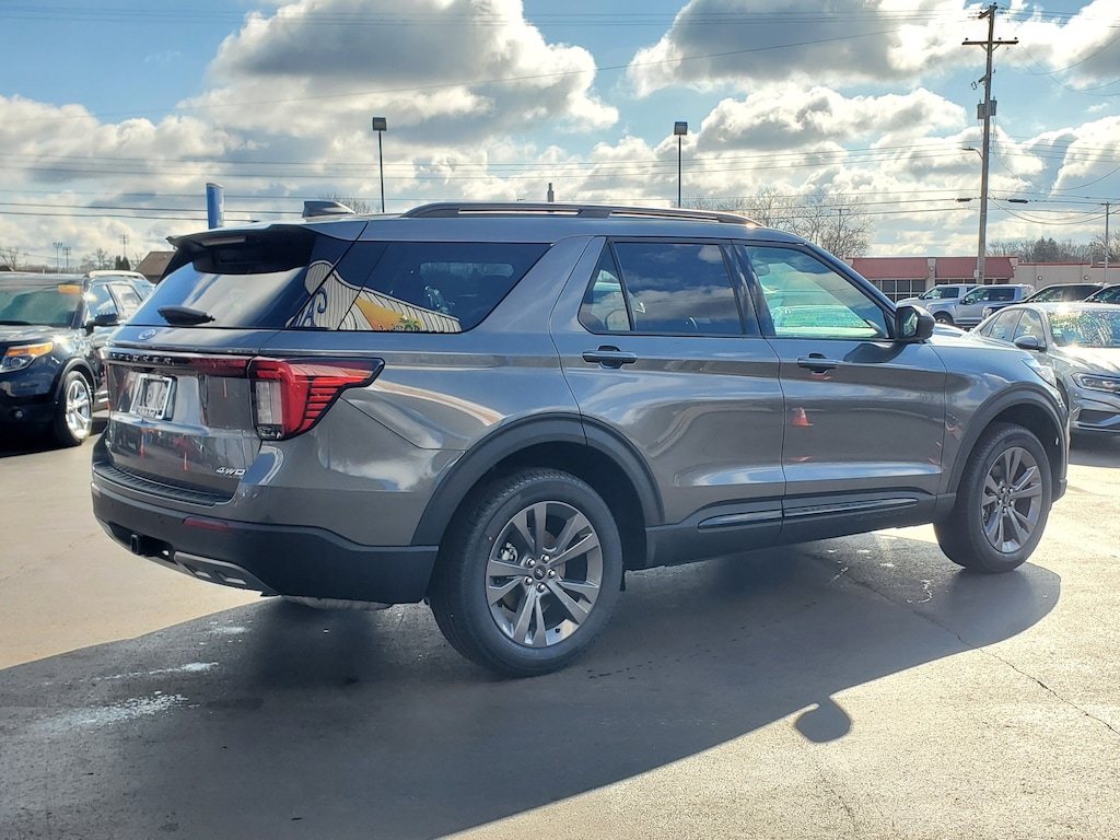 New 2026 Ford Explorer Active SUV