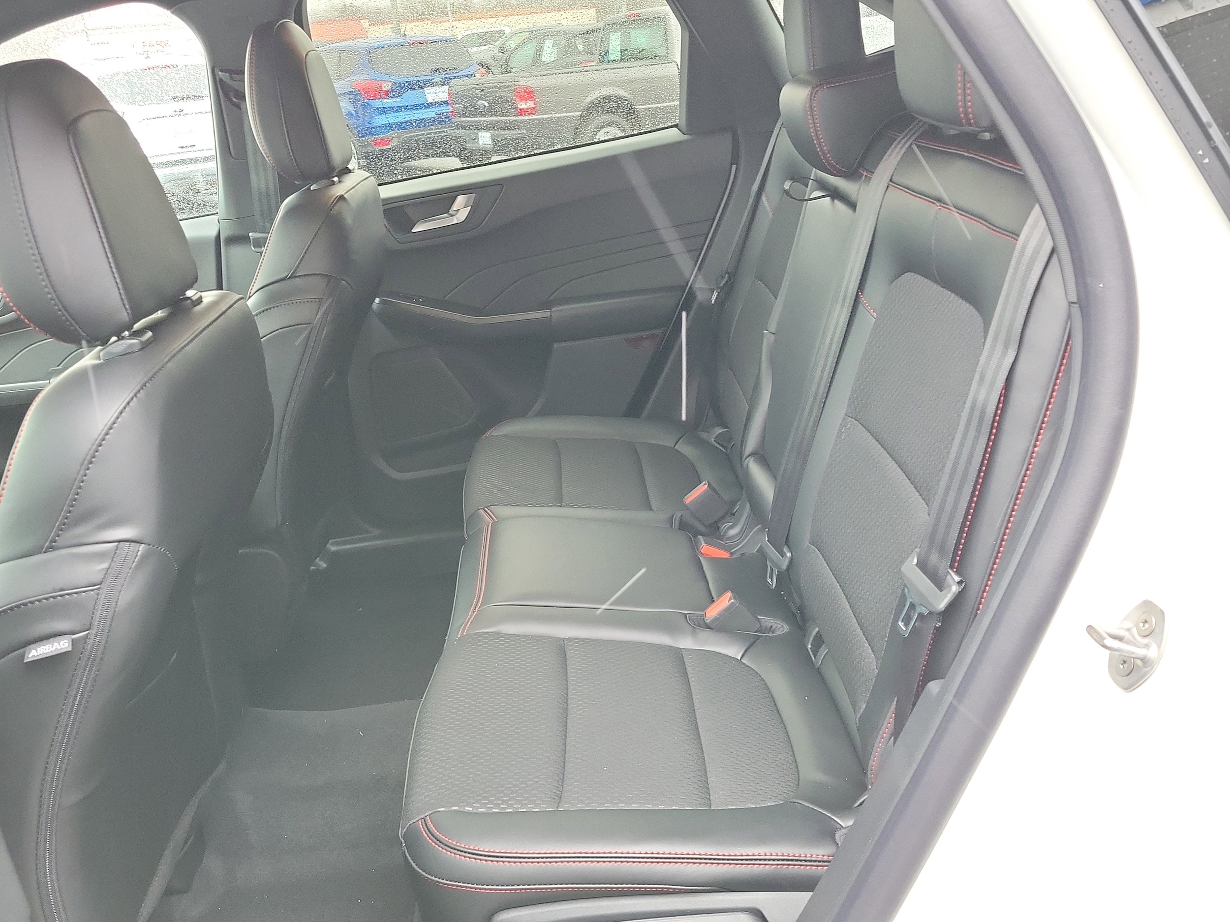2026 Ford Escape ST-Line - Photo 23