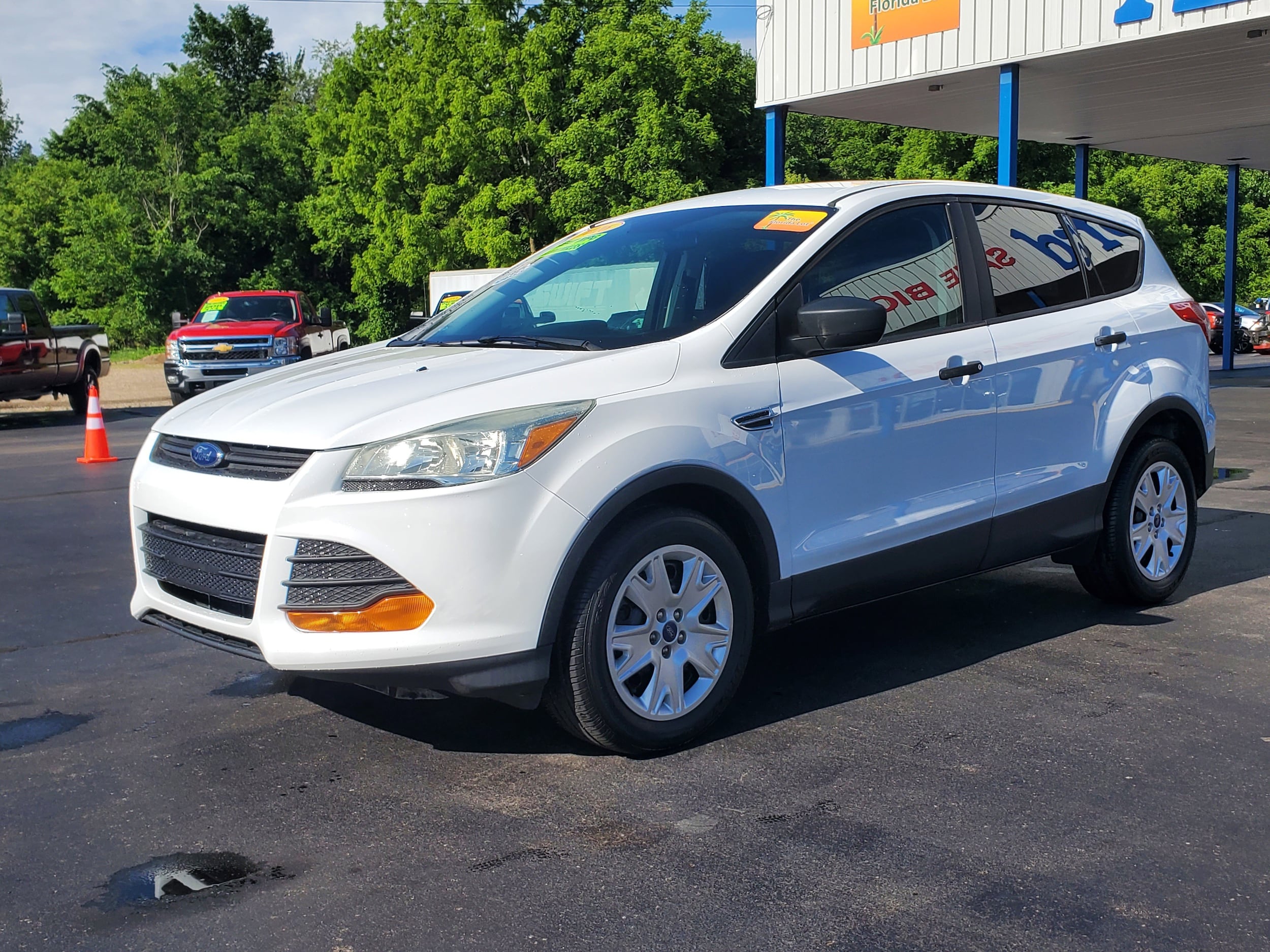 Used 2016 Ford Escape S with VIN 1FMCU0F70GUC90034 for sale in Albion, MI