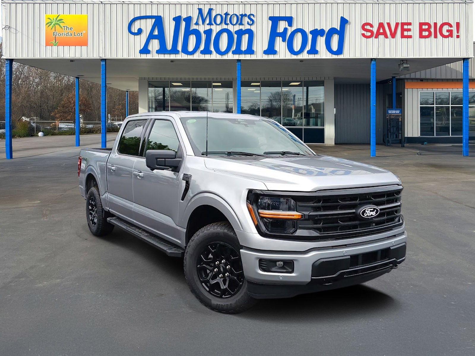 2025 Ford F-150 XLT's photo