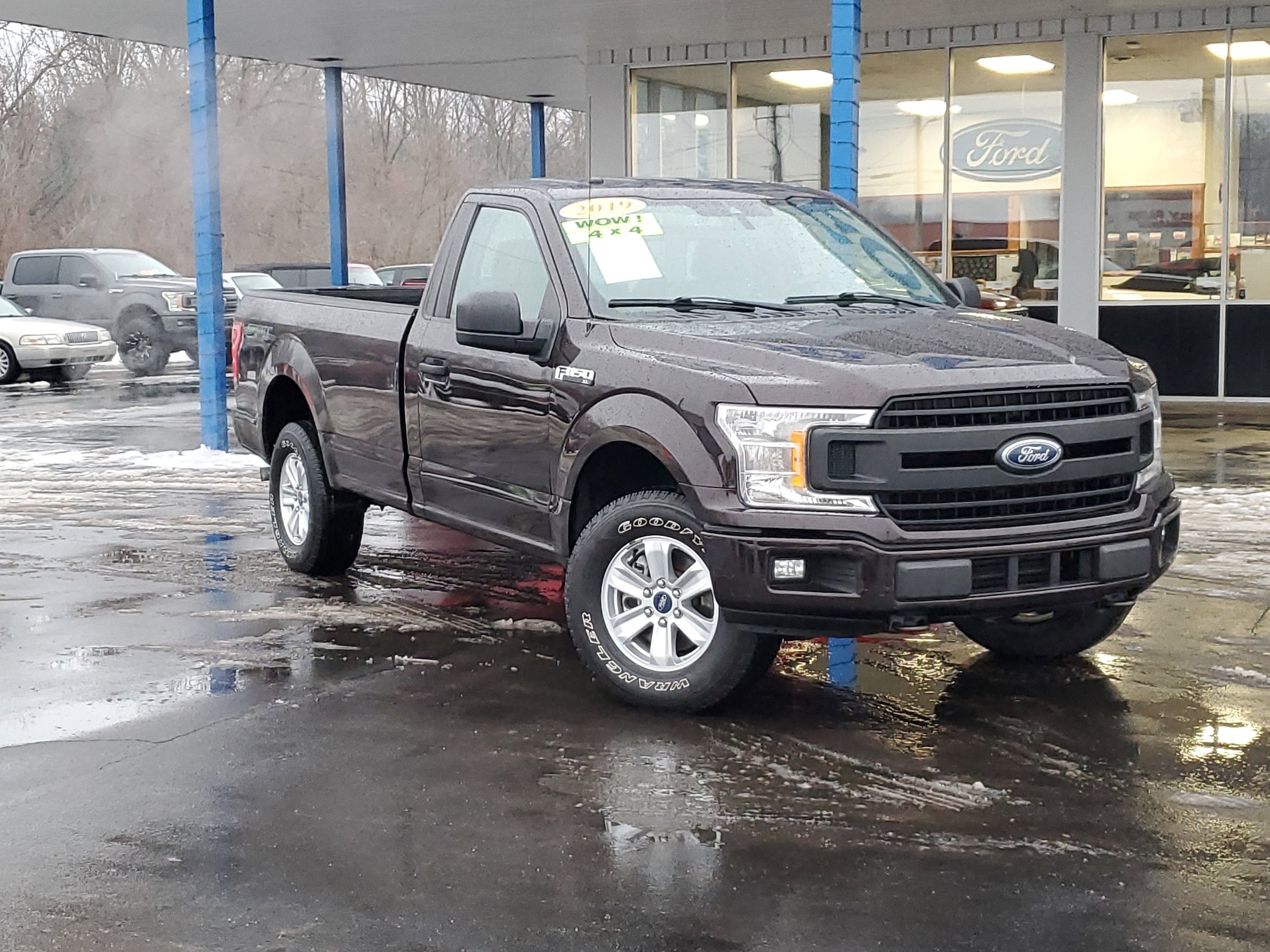 2019 Ford F-150 XL's photo