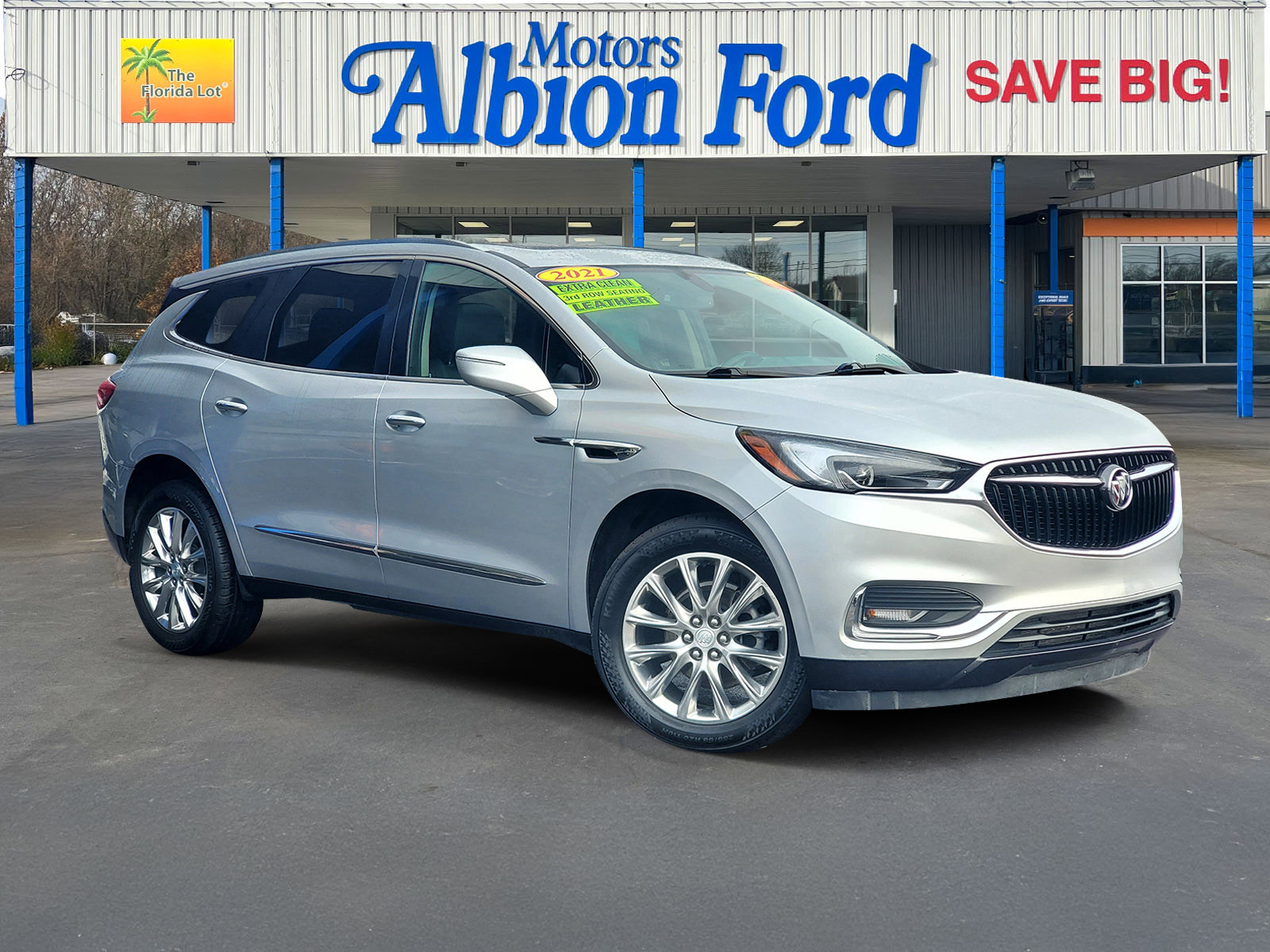 2021 Buick Enclave Essence AWD's photo